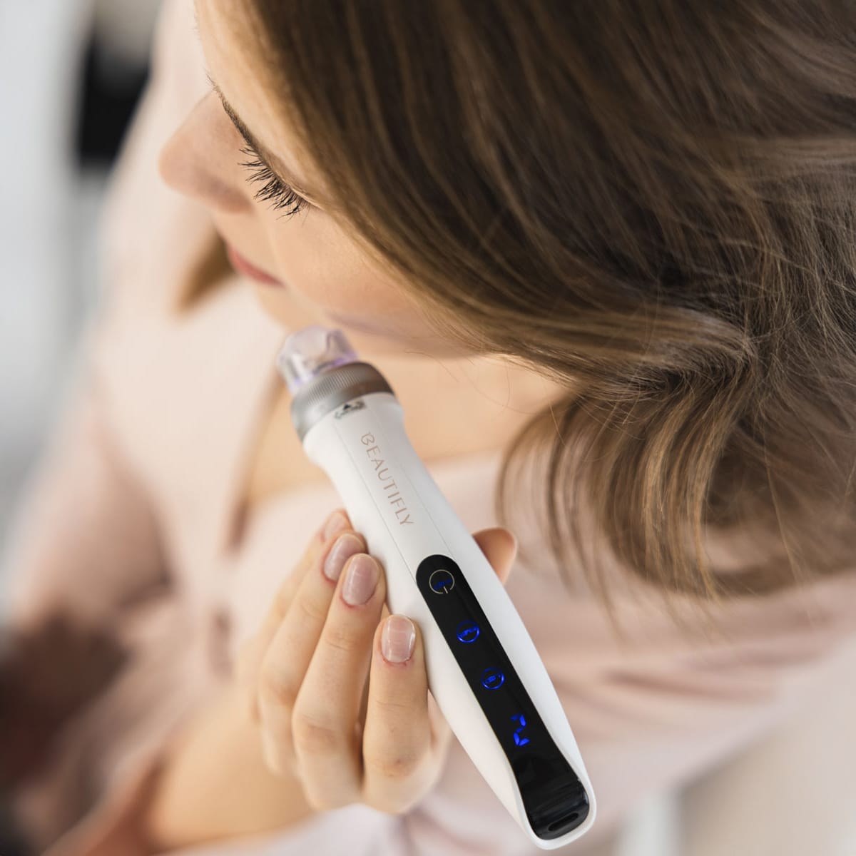 beautifly-collagenboost-dermapen-mit-ems-und-led-licht image 5
